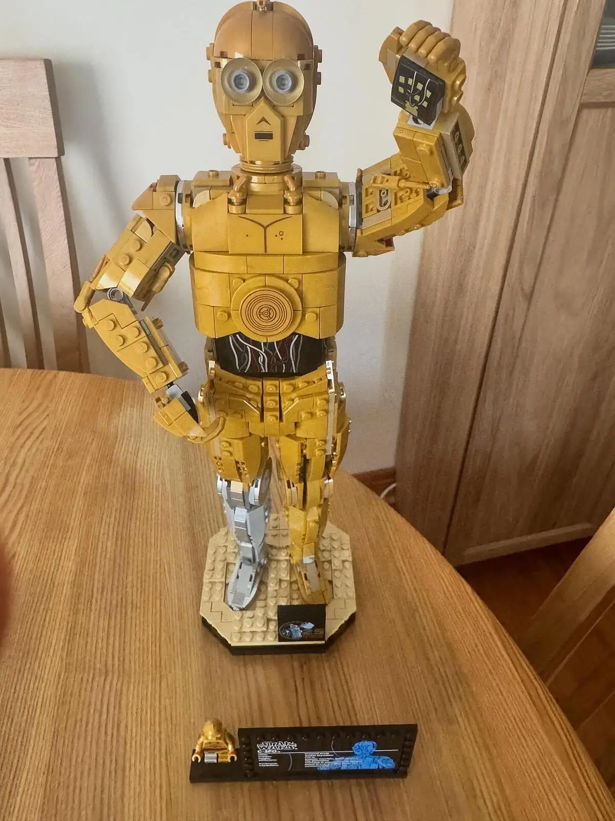 LEGO Star Wars C-3PO Buildable Droid Figure (75398)