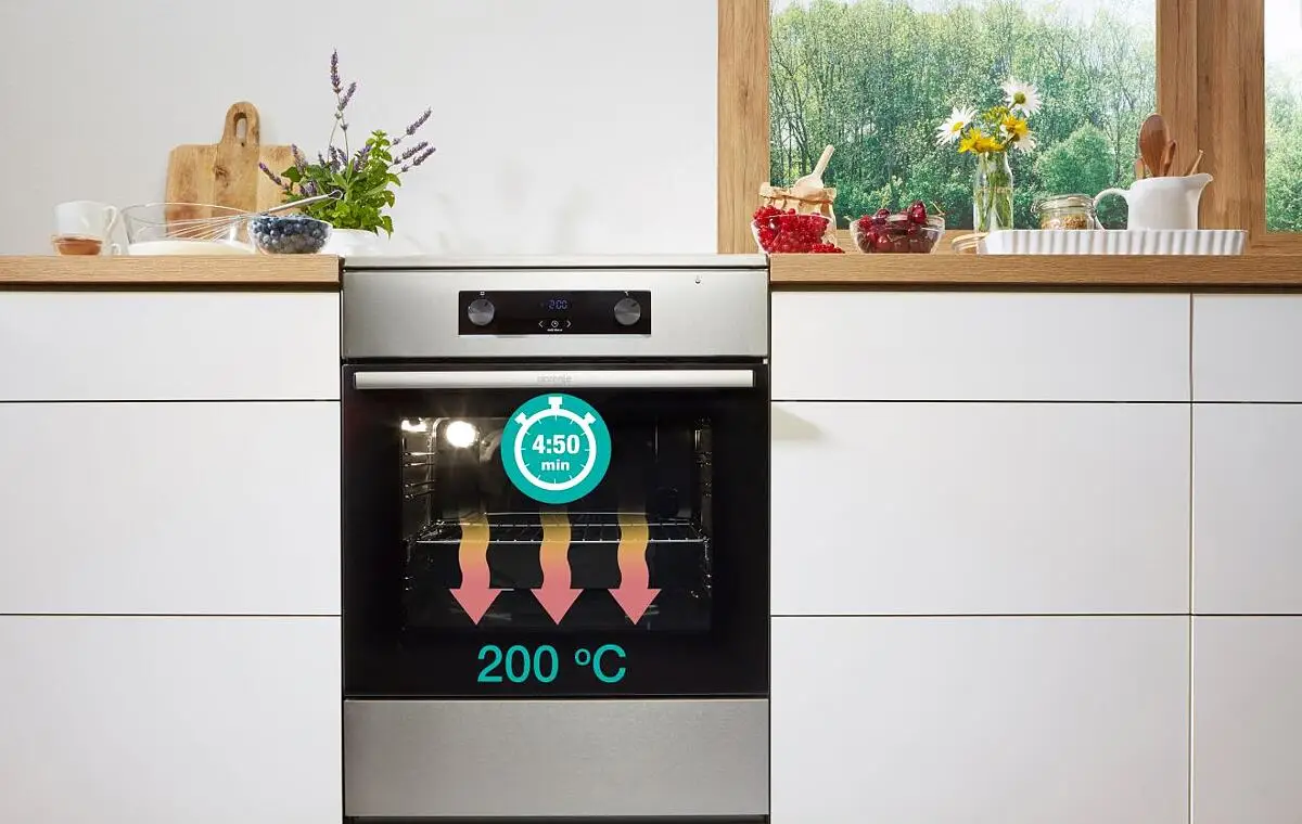 GORENJE električni štednjak sa ravnom pločom GECS6C70XPA Sivi
