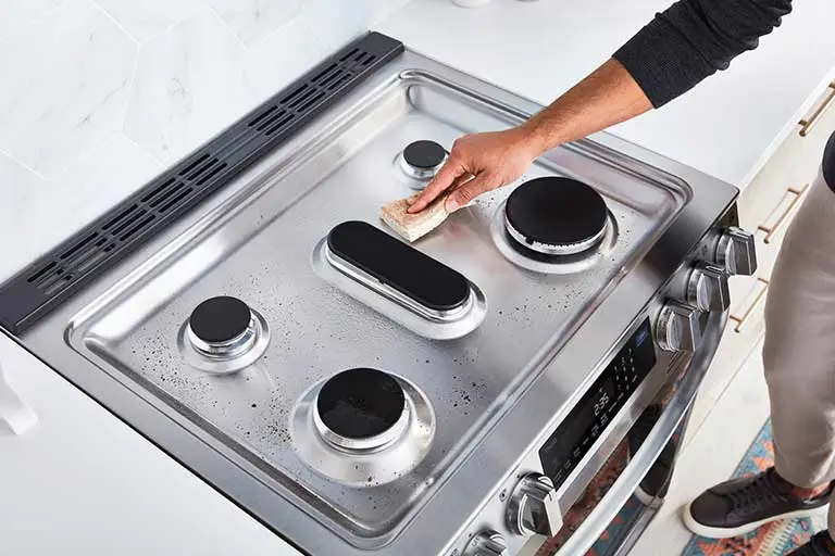 Cleaning and Maintenance of Gas Stovetop Cleaning and Maintenance of Gas Stovetop