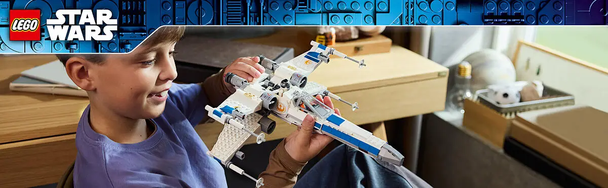 Star Wars™ Starfighter zum Kräftemessen und Ausstellen