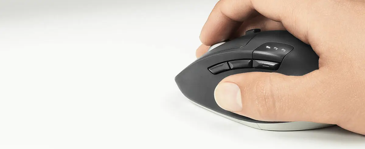 Logitech M720 Triathlon Multi-Computer Wireless Mouse