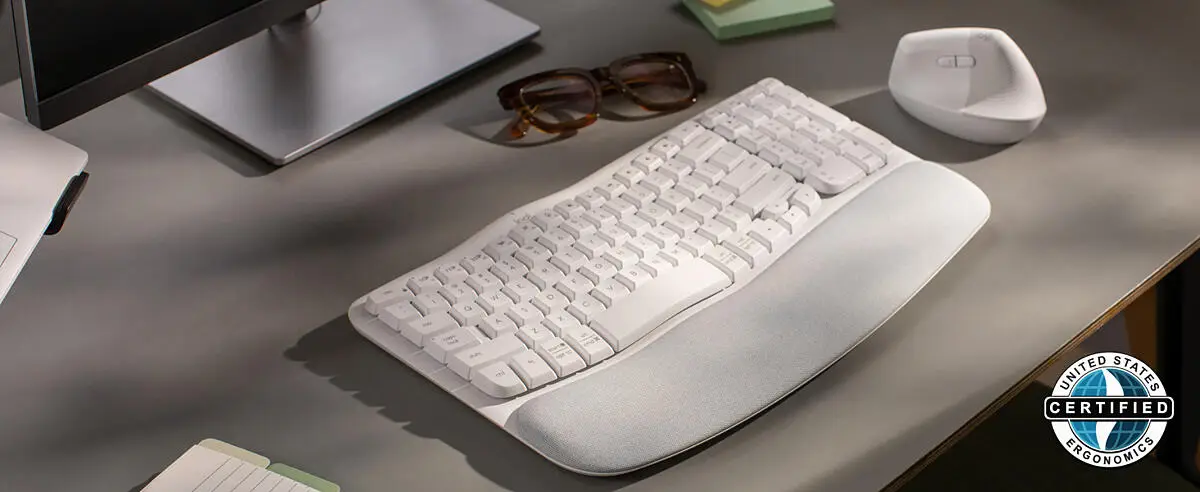 Logitech ワイヤレスキーボード QWERTY シルバー Logitech ワイヤレスキーボード QWERTY シルバー PC周辺機器