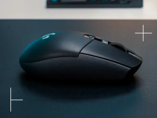COMPACT AND SIMPLE DESIGN