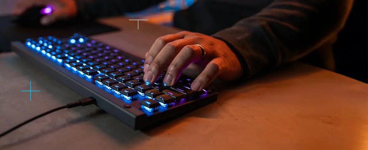 Logitech G G515 RAPID TKL Low-Profile Wired Magnetic Gaming
