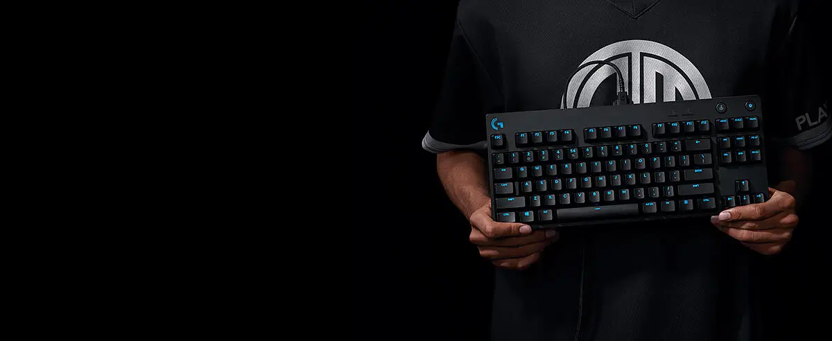 Teclado Mecânico Gamer Logitech G Pro League of Legends Edition G HUB  Padrão US Switch GX Brown RGB Lightsync 920-010533