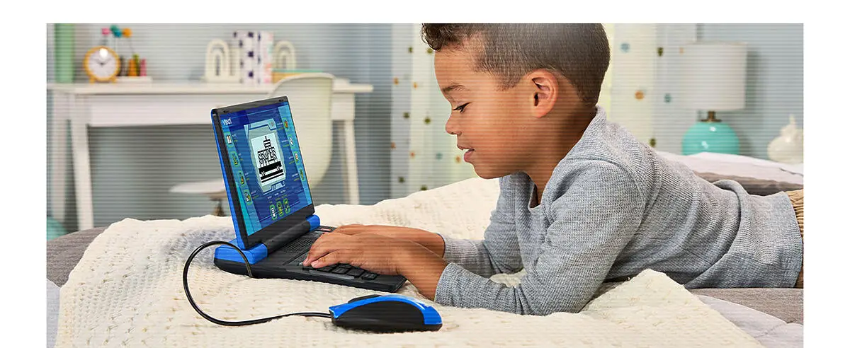VTech - Genius XL Ordi Éducatif Bilingue Rose - Ordinateur Enfant avec Écran LCD, Clavier AZERTY, Souris et VTech - Genius XL Ordi Éducatif Bilingue Rose - Ordinateur Enfant avec Écran LCD, Clavier AZERTY, Souris et